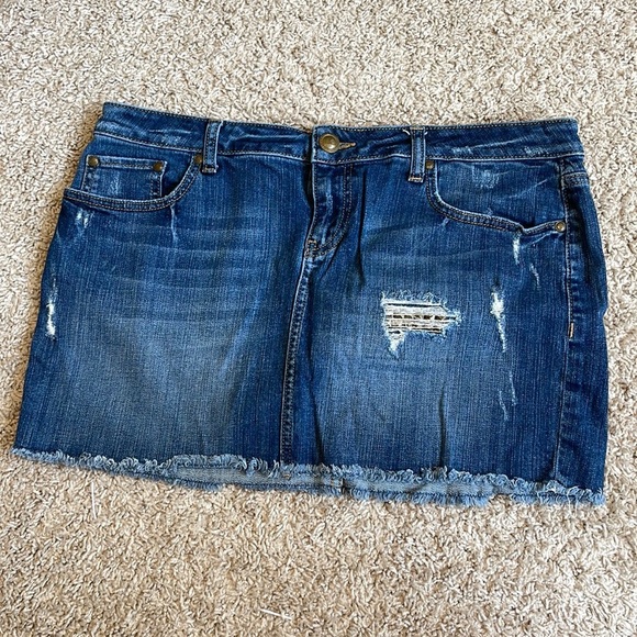 LC Lauren Conrad denim skirt - Picture 1 of 12